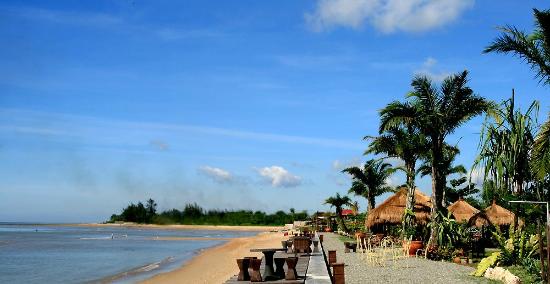 5 bãi biển cực đẹp của indonesia