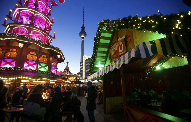 Hội chợ giáng sinh lộng lẫy ở berlin