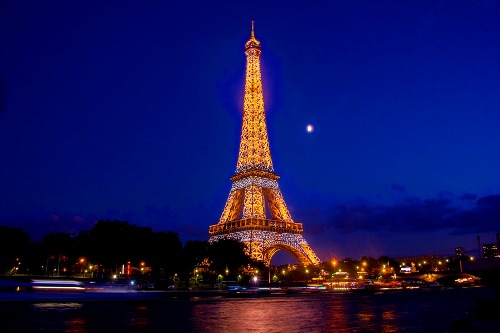 Paris người tình trăm năm quyến rũ