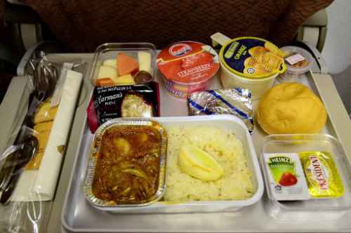 Điều bạn chưa biết về những suất ăn trên máy bay