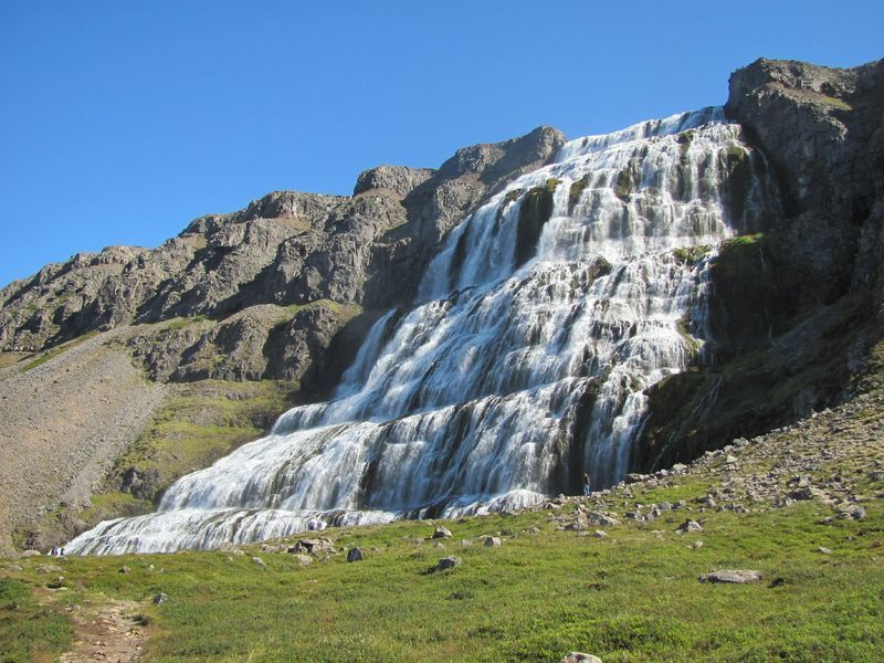 Chiêm ngưỡng vẻ đẹp hùng vĩ của những thác nước ở iceland