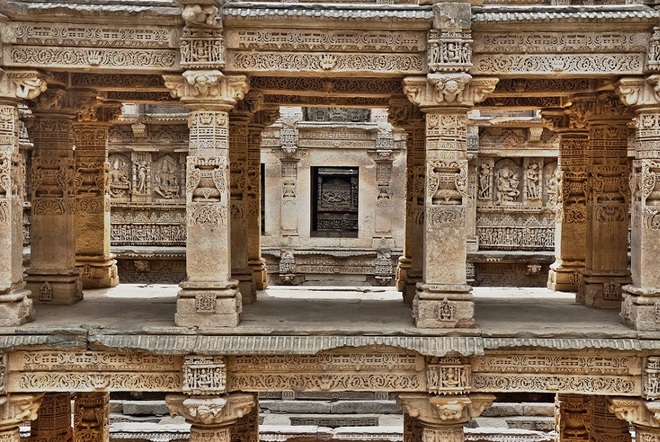 Kiến trúc ngược độc đáo của ngôi đền rani ki vav