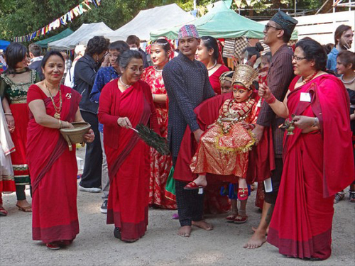 Sự thật về các thánh nữ đồng trinh ở nepal