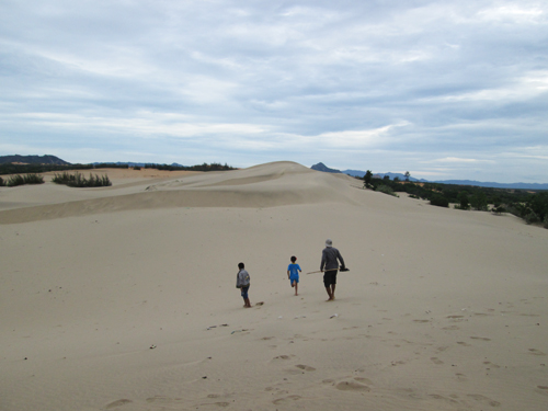 Những đồi cát nổi tiếng ở miền trung