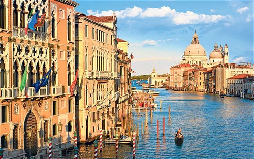 Venice và hiểm họa bị nhấn chìm từ tàu du lịch