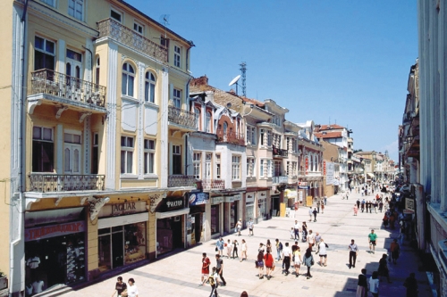 Dạo chơi giữa thành phố lâu đời plovdiv bulgari