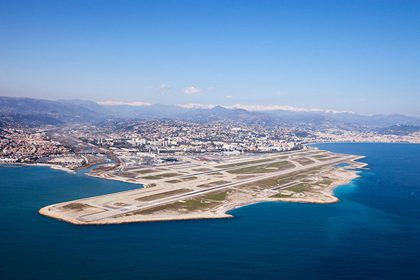 10 sân bay đẹp lung linh nhất khi hạ cánh năm 2015