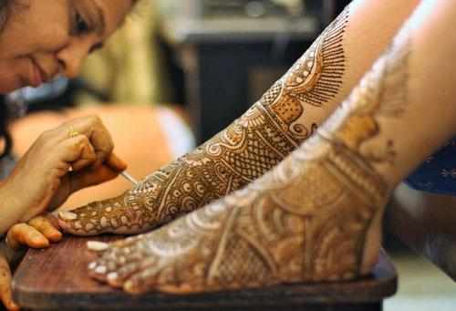 Henna những hình xăm truyền thống giàu nghệ thuật