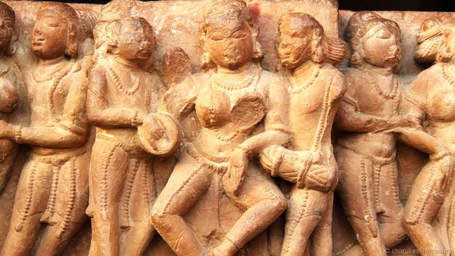 Những bức tượng nhạy cảm ở đền khajuraho ấn độ