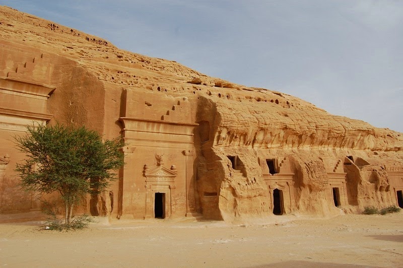 Qasr al farid lâu đài cô đơn giữa sa mạc