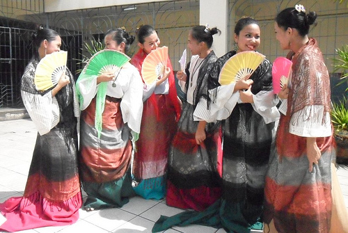 Trang phục truyền thống của phụ nữ 10 nước asean