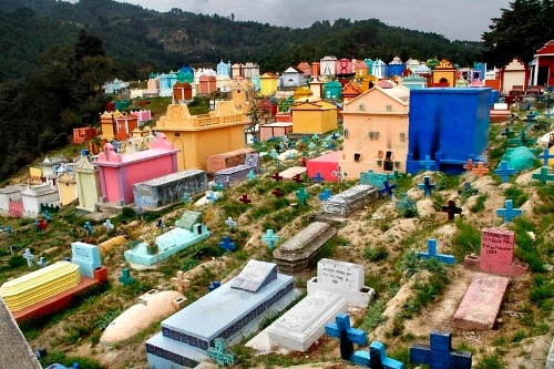 Thế giới màu sắc của người chết ở guatemala