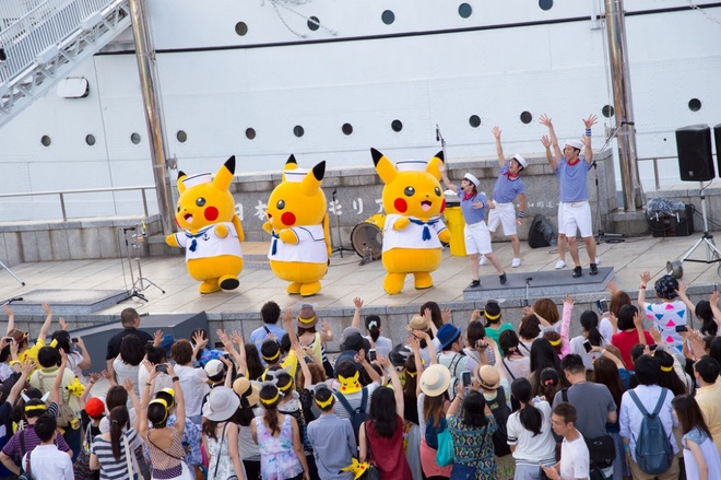 Pokemon diễu hành trong lễ hội ở yokohama