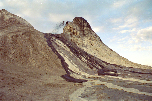 Ol doinyo lengai ngọn núi lửa độc đáo bậc nhất thế giới