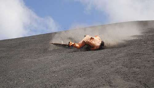 Đường đua mạo hiểm trên núi lửa ở nicaragua
