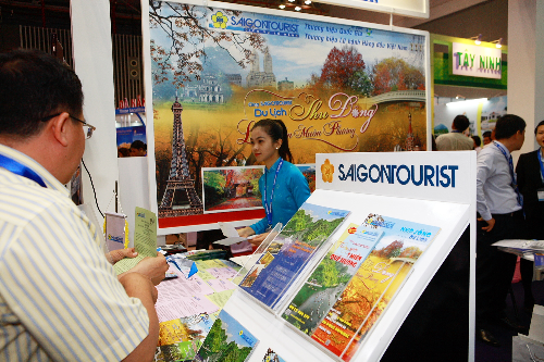 Saigontourist ưu đãi và tặng quà 3 tỷ đồng tại ite 2015