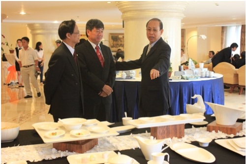 100 nhà hàng khách sạn lớn cam kết dùng gốm sứ việt