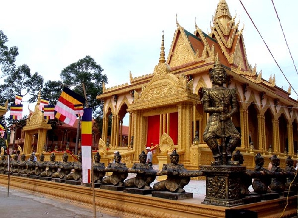 Vẻ đẹp trà vinh qua những ngôi chùa khmer