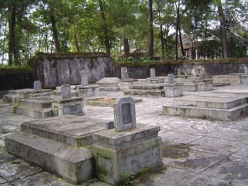 Nghĩa trang thái giám độc nhất vô nhị ở huế
