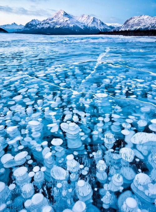 Những hồ băng đẹp tựa xứ sở thần tiên trên khắp thế giới