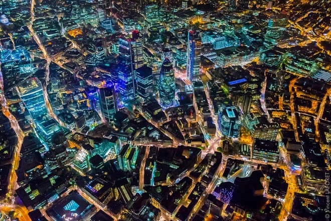 Vẻ đẹp london về đêm từ độ cao gần 2000 m
